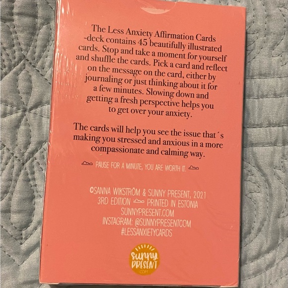 Less Anxiety Affirmation Cards - 45 New in Wrapping. - Picture 4 of 5